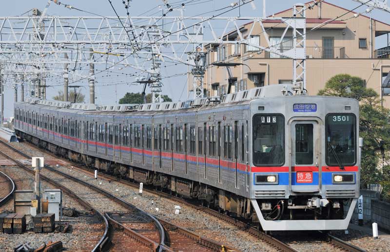 一部路線にワンマン運転を導入する京成電鉄の車両（同社提供）