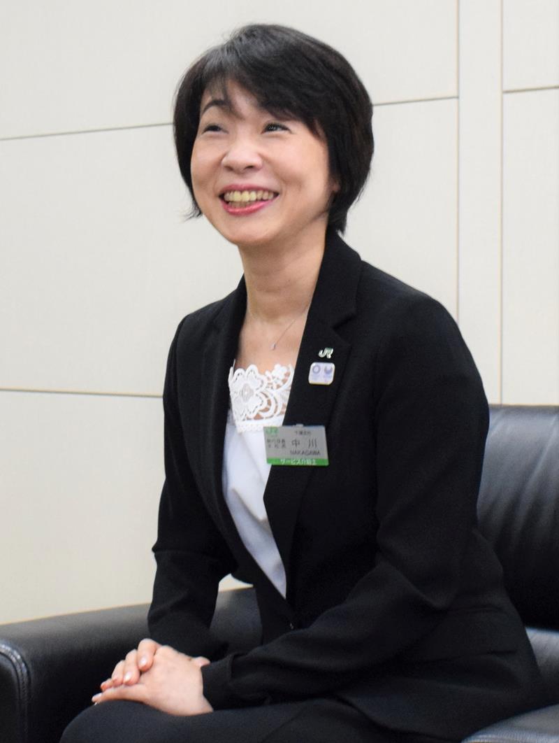 インタビューに応じる中川晴美ＪＲ千葉支社長＝千葉市中央区