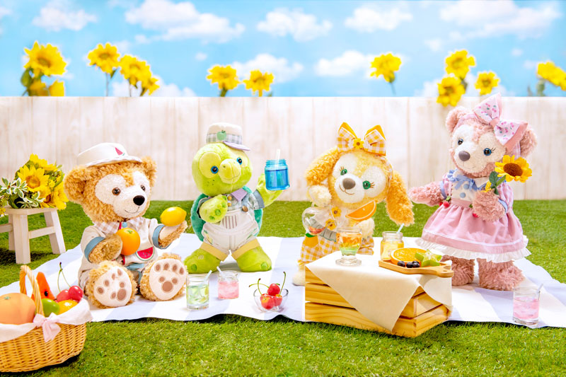 「ダッフィー&フレンズのテイスティ・サマー・サプライズ」で販売されるぬいぐるみコスチューム ※ぬいぐるみは別売り(オリエンタルランド提供)