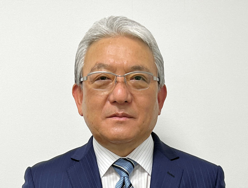 小出譲治氏