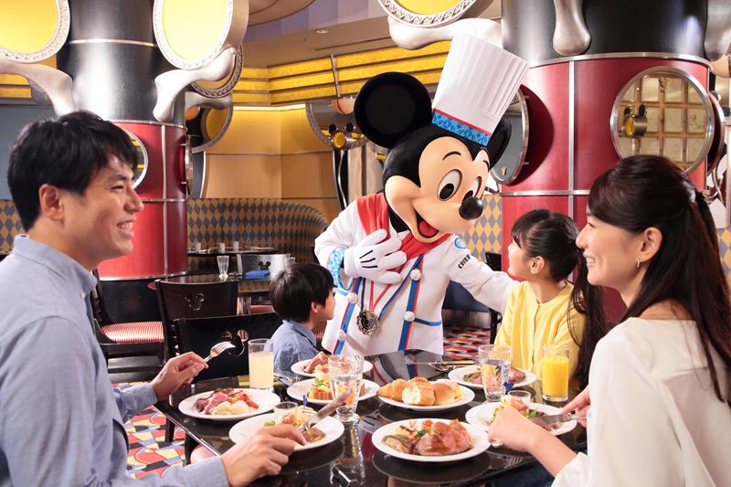 「シェフ・ミッキー」はホテルの顔（（ｃ）Ｄｉｓｎｅｙ）