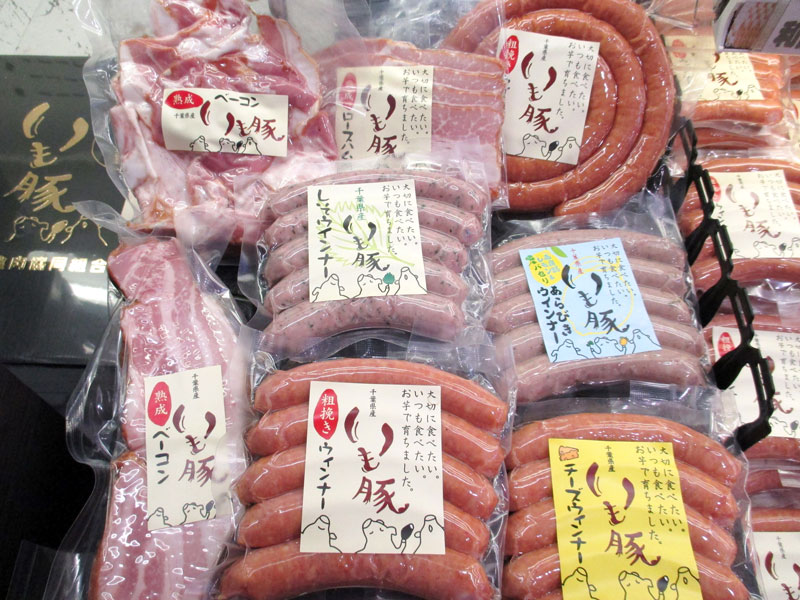 ウインナーやベーコンなどいも豚の加工品
