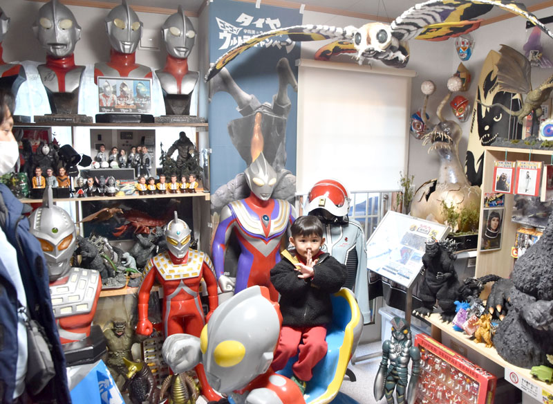 博物館の奥にも、デパートの屋上に設置されていたとみられるウルトラマンの遊具など懐かしの品々が展示されている