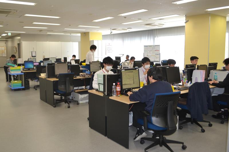 改装したちばぎんハートフルの執務室=千葉市美浜区