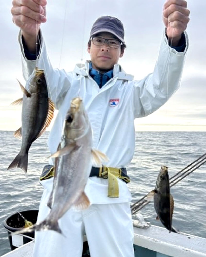 大原沖で釣り上げたイサキ(写真は「長福丸」提供)
