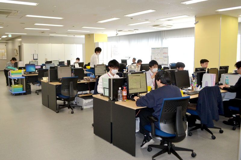 改装したちばぎんハートフルの執務室=千葉市美浜区