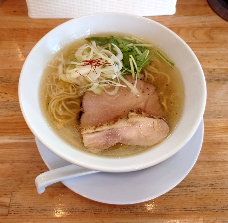 麺の輪の「塩らぁめん」